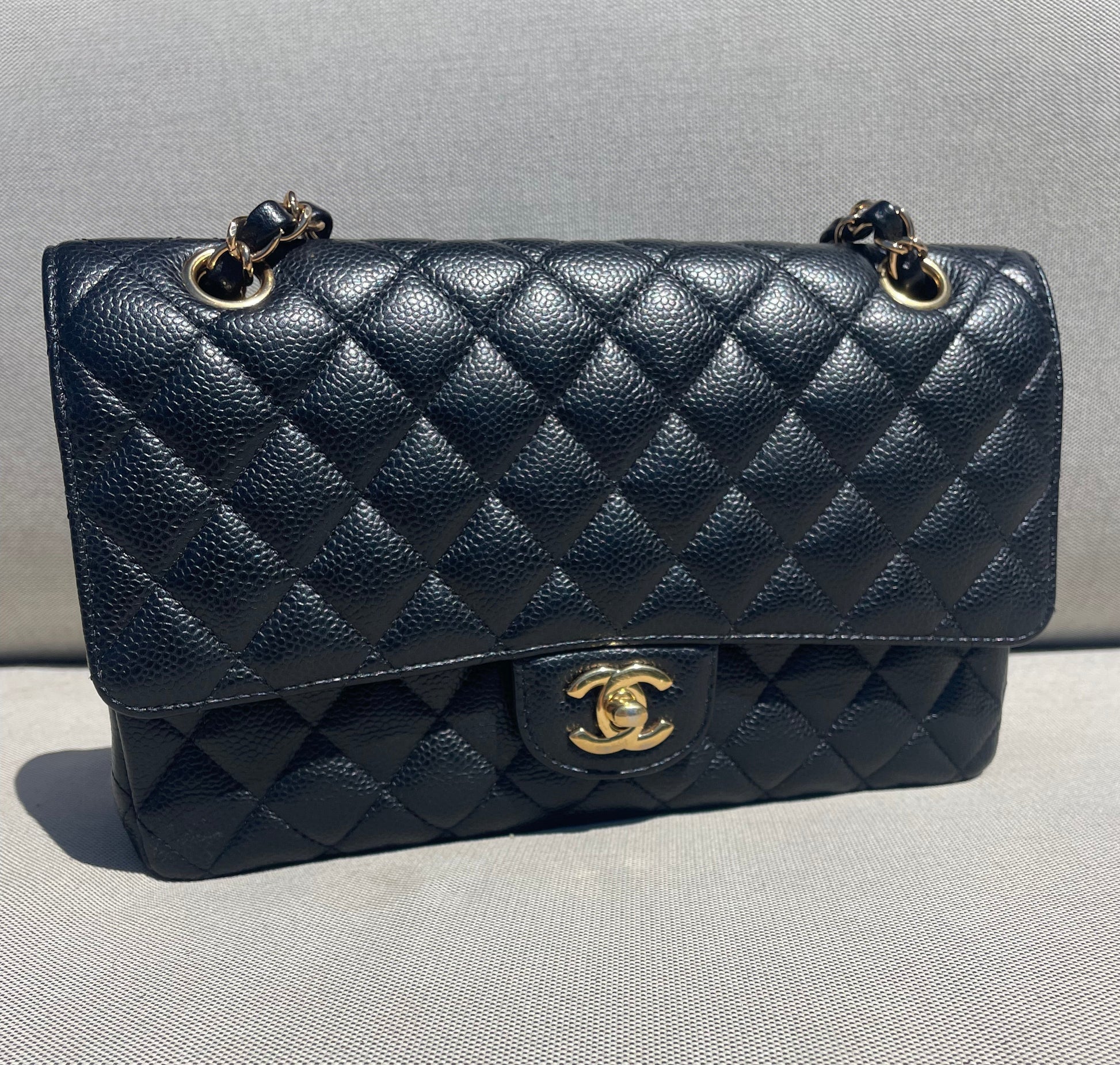 Sac Chanel Classique veau grainé noir & métal doré - Soline