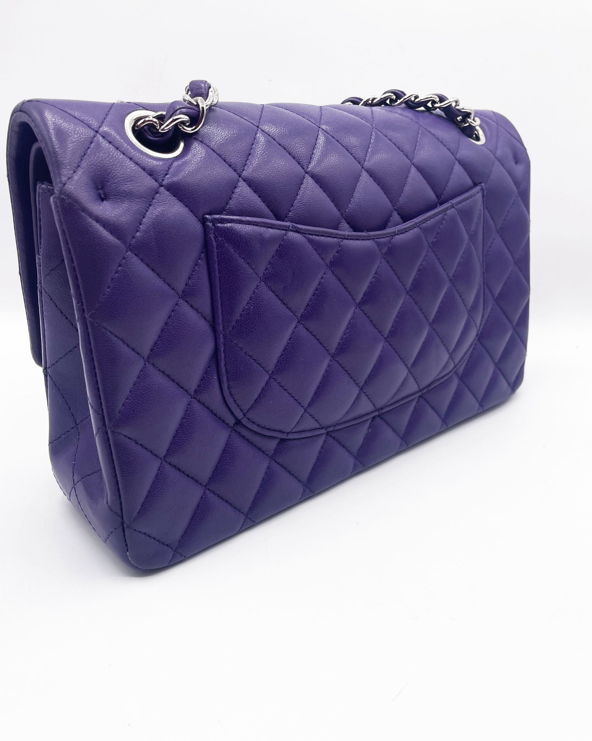 Sac Chanel Timeless/Classique matelassé en cuir d'agneau violet medium - Soline
