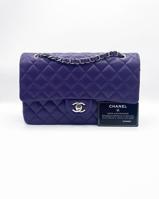 Sac Chanel Timeless/Classique matelassé en cuir d'agneau violet medium - Soline