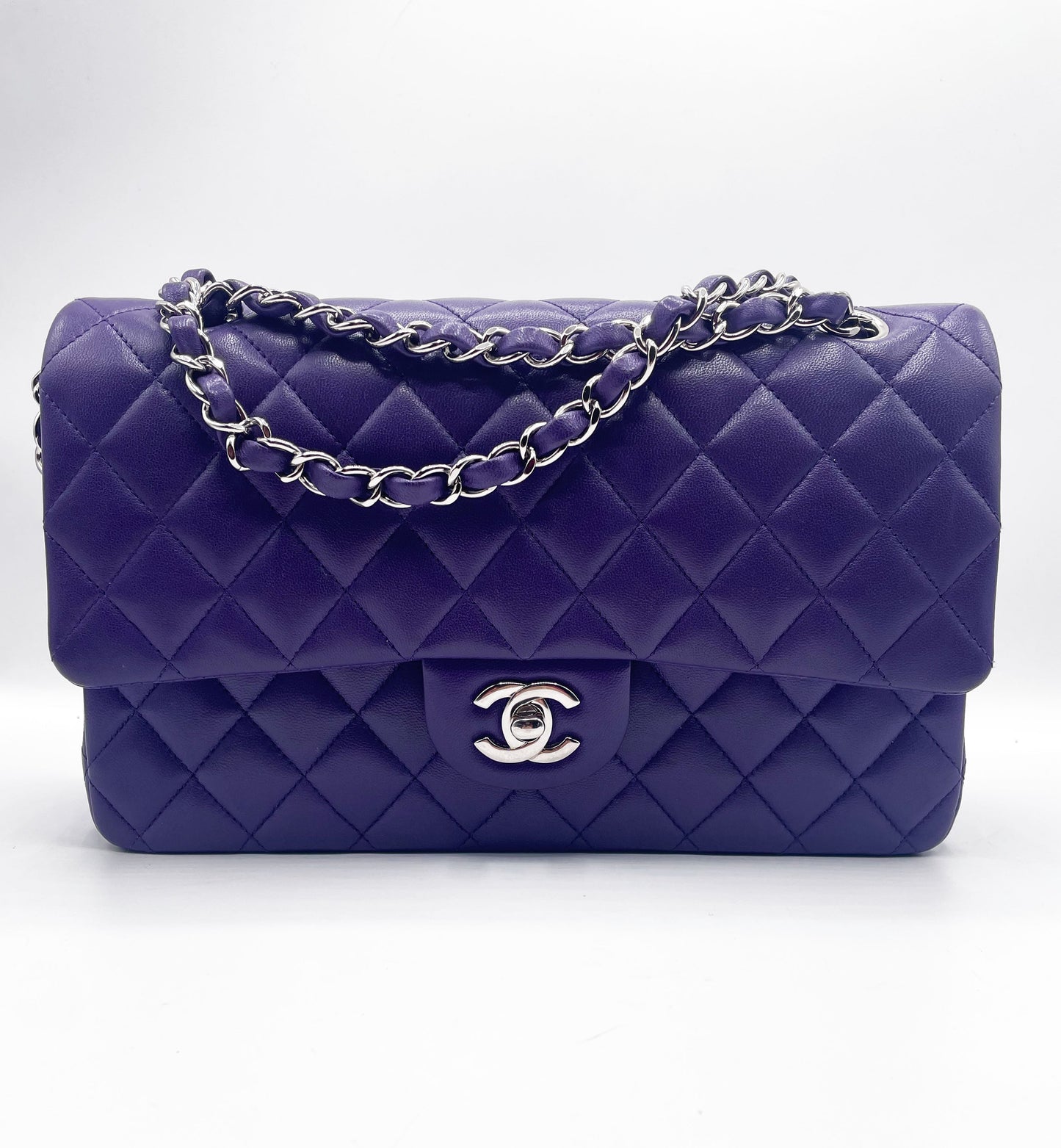 Sac Chanel Timeless/Classique matelassé en cuir d'agneau violet medium - Soline