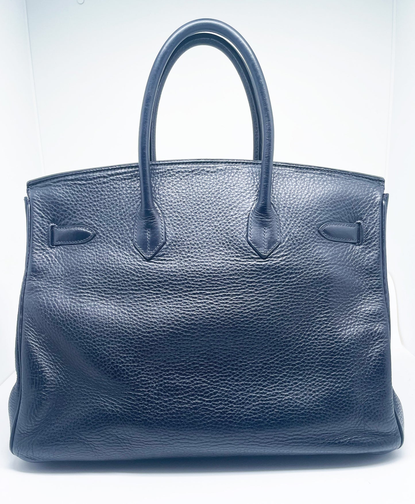 Sac Hermès Birkin en cuir Togo Bleu Nuit 35 cm, garniture en métal doré. - Soline