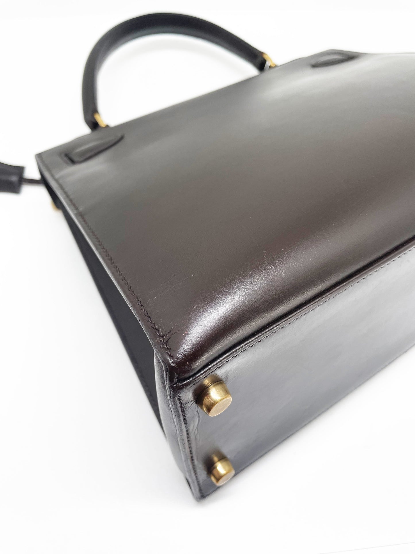 Sac Hermès Kelly 28 SELLIER chocolat en cuir box - Soline