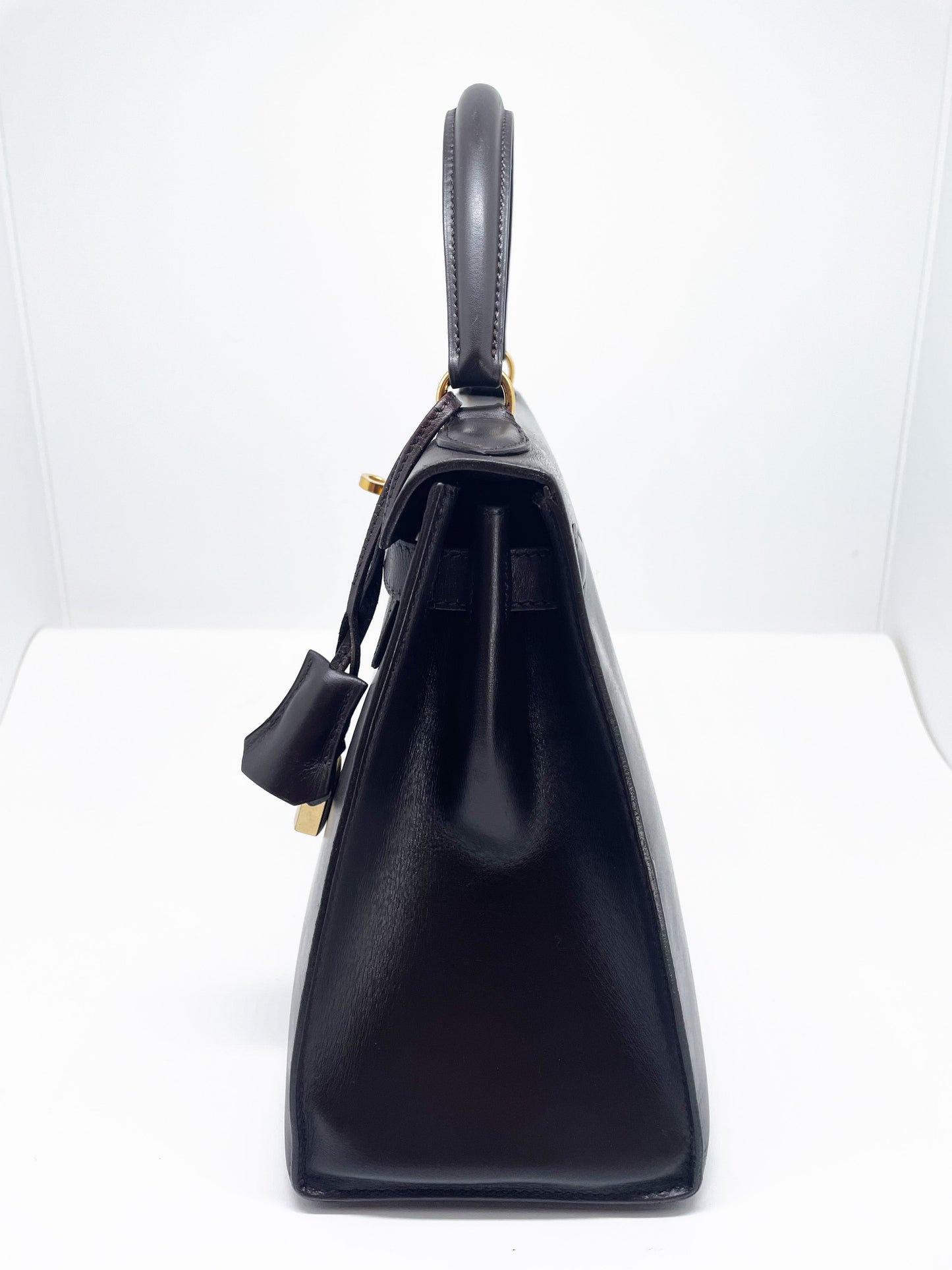 Sac Hermès Kelly 28 SELLIER chocolat en cuir box - Soline