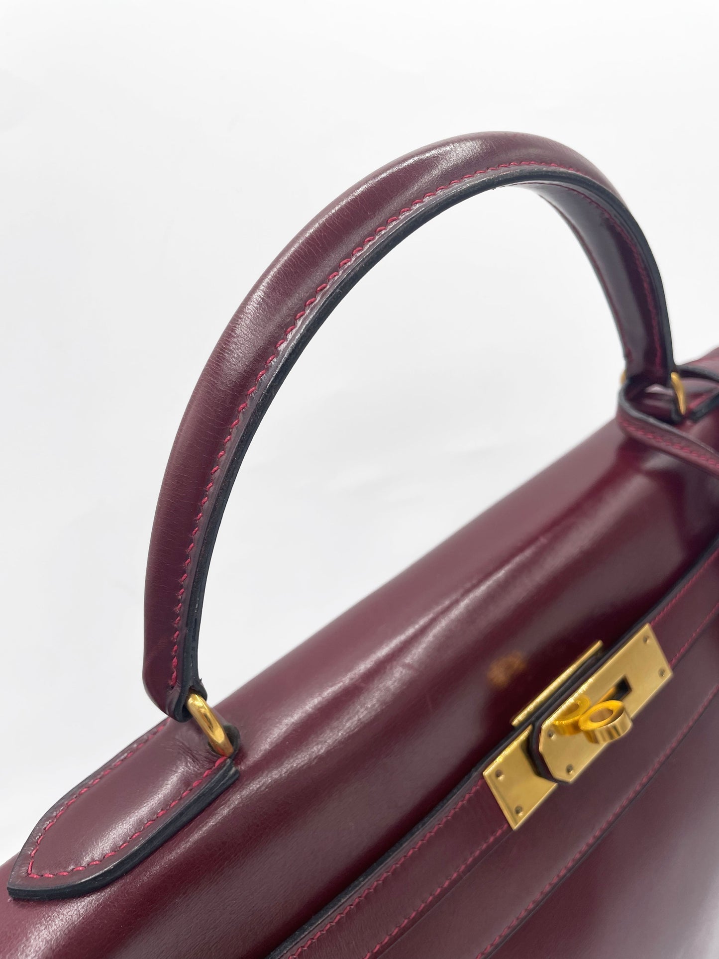 Sac Hermès Kelly 32 en cuir de box bordeaux - Soline