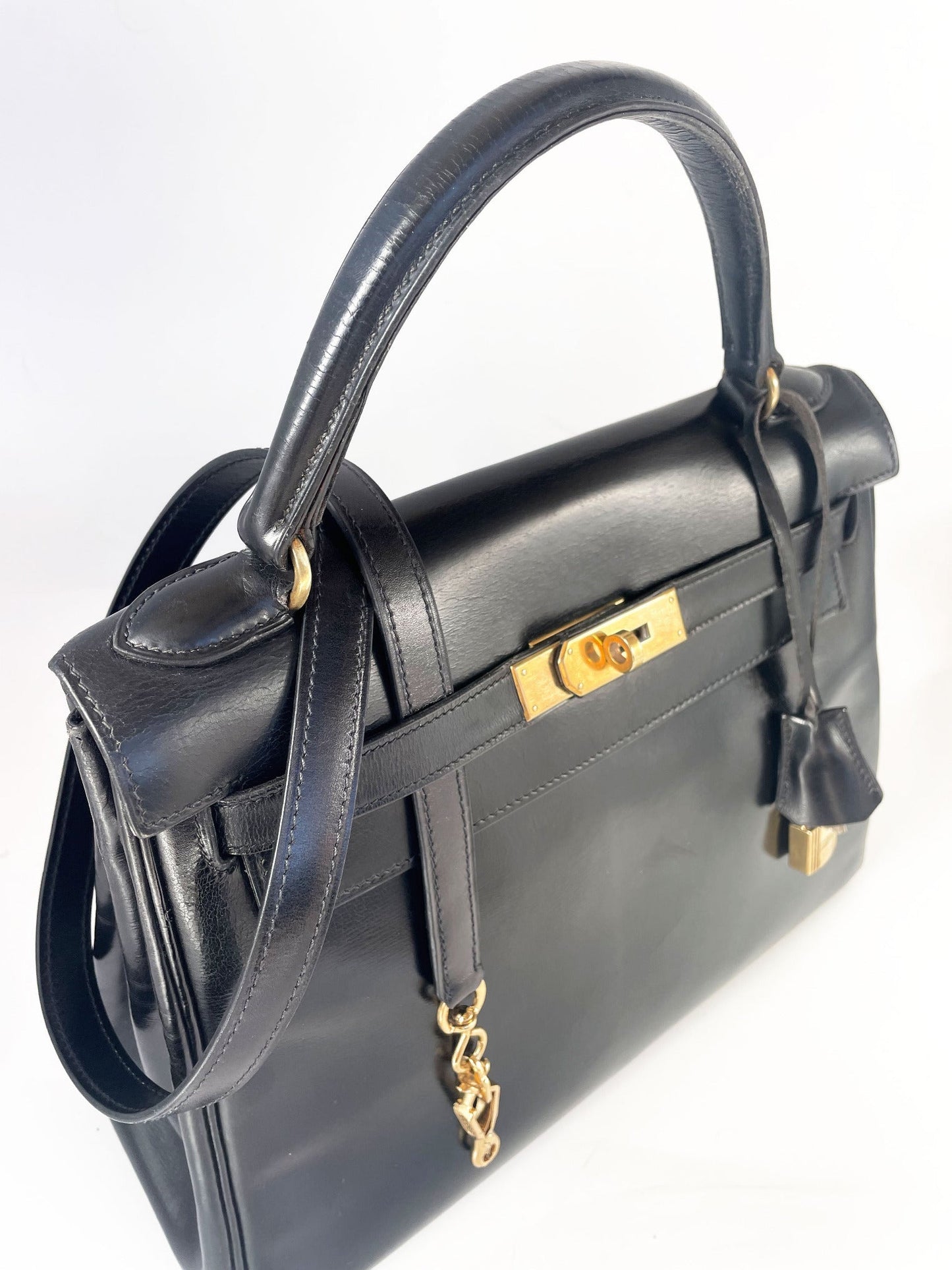 Sac Hermès kelly cuir de box noir 28 cm - Soline