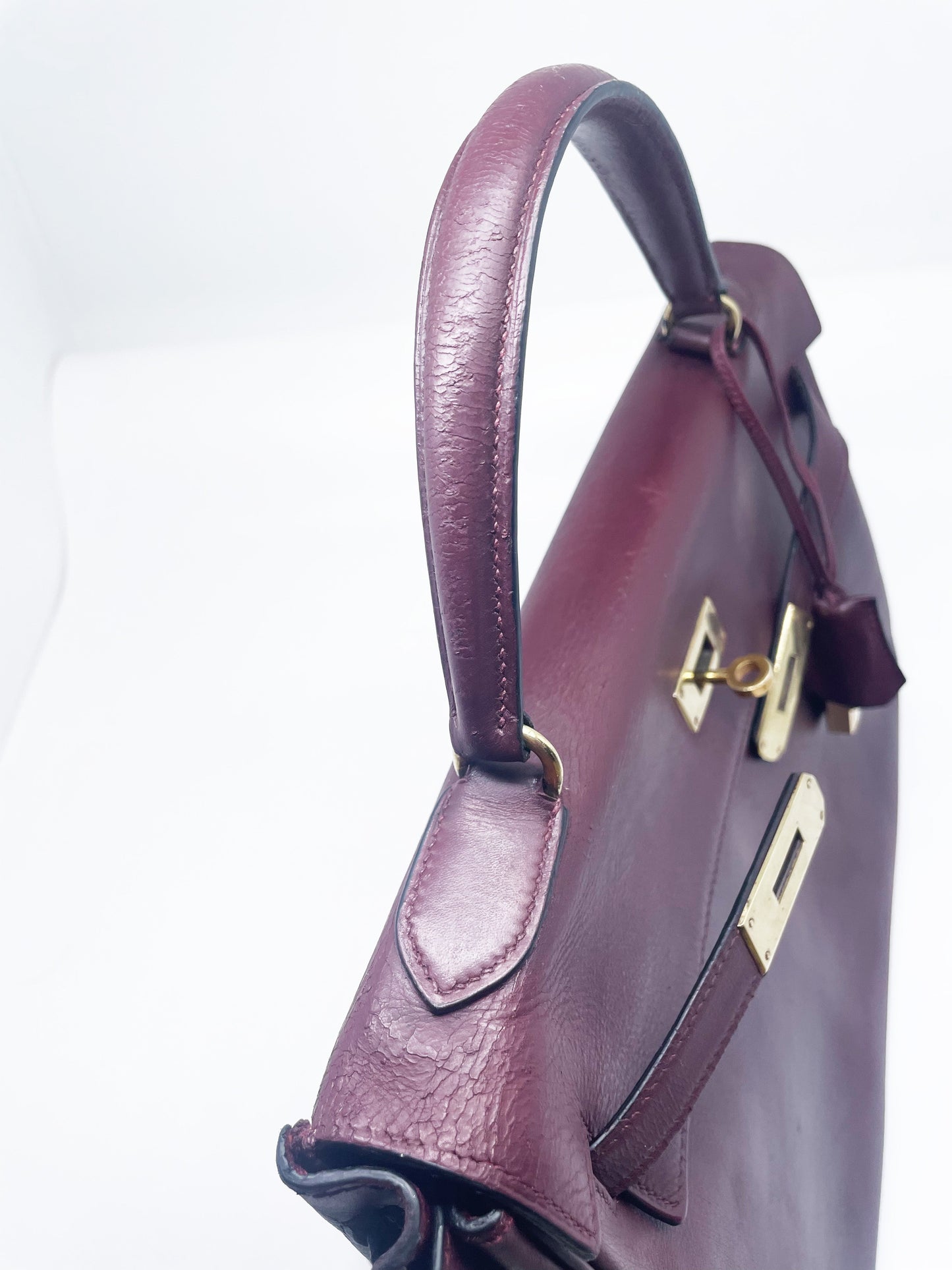 Sac Hermès Kelly retourné en cuir de box 32 cm Bordeaux - Soline