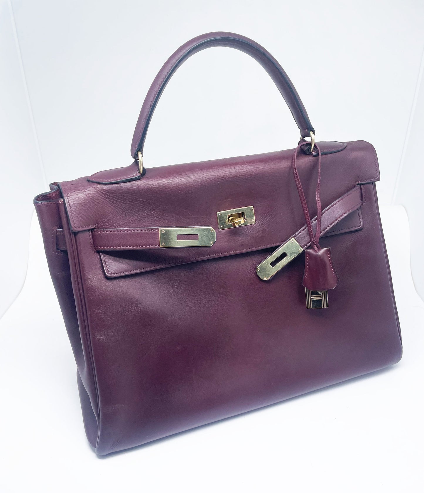 Sac Hermès Kelly retourné en cuir de box 32 cm Bordeaux - Soline