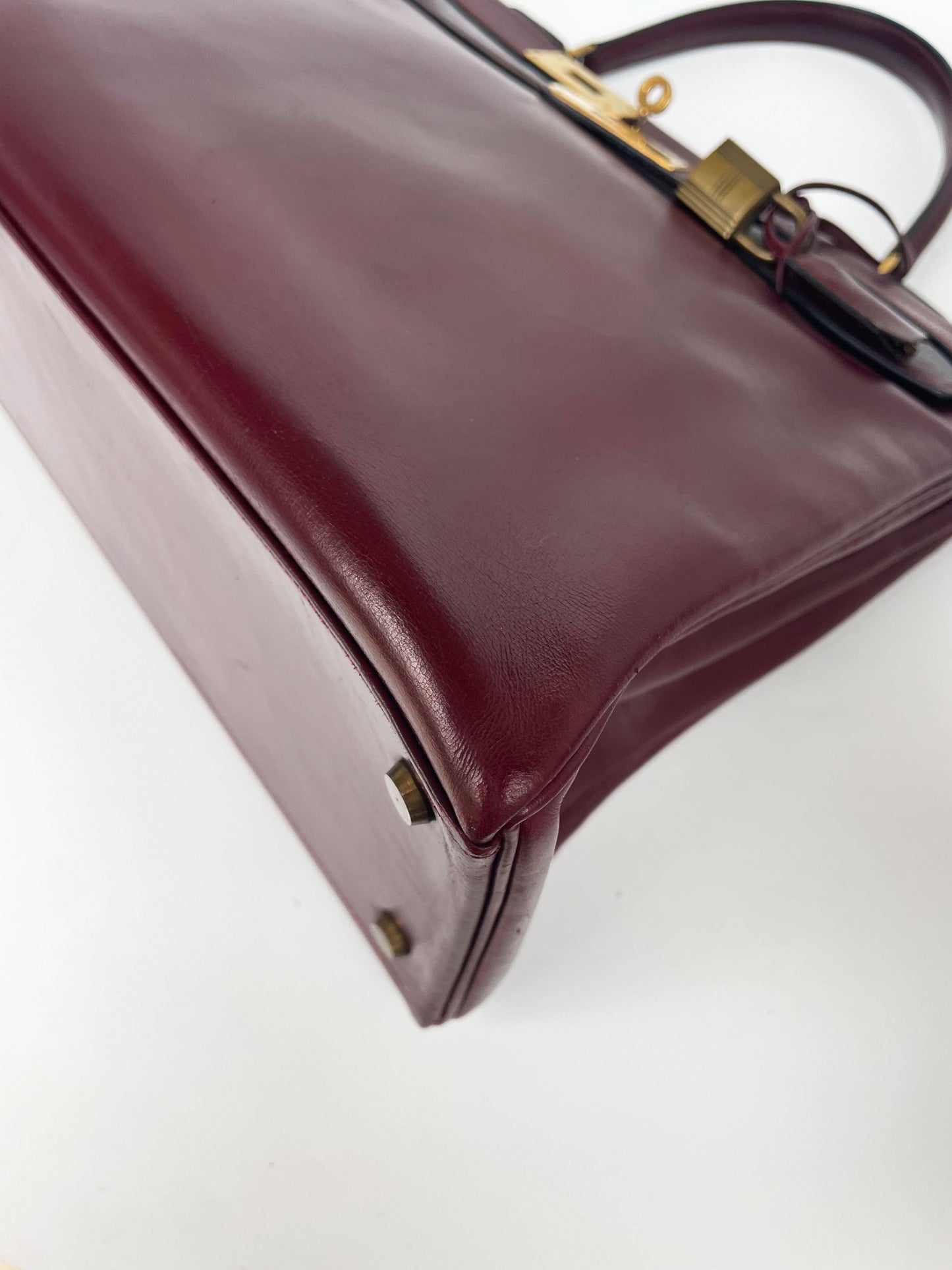 Sac Hermès Kelly rouge H en cuir de box 35 cm - Soline