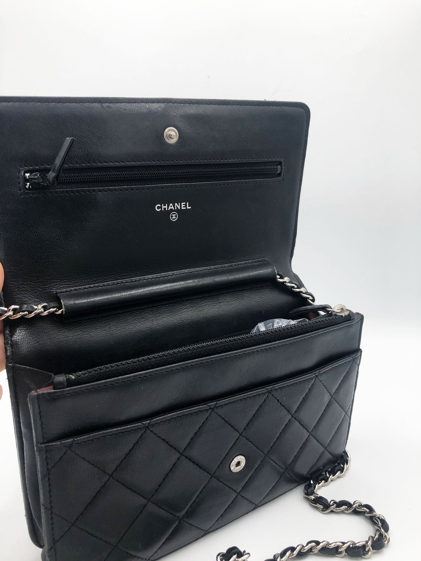 Sac Pochette Wallet on Chain (WOC) – Cuir d’agneau noir - Soline