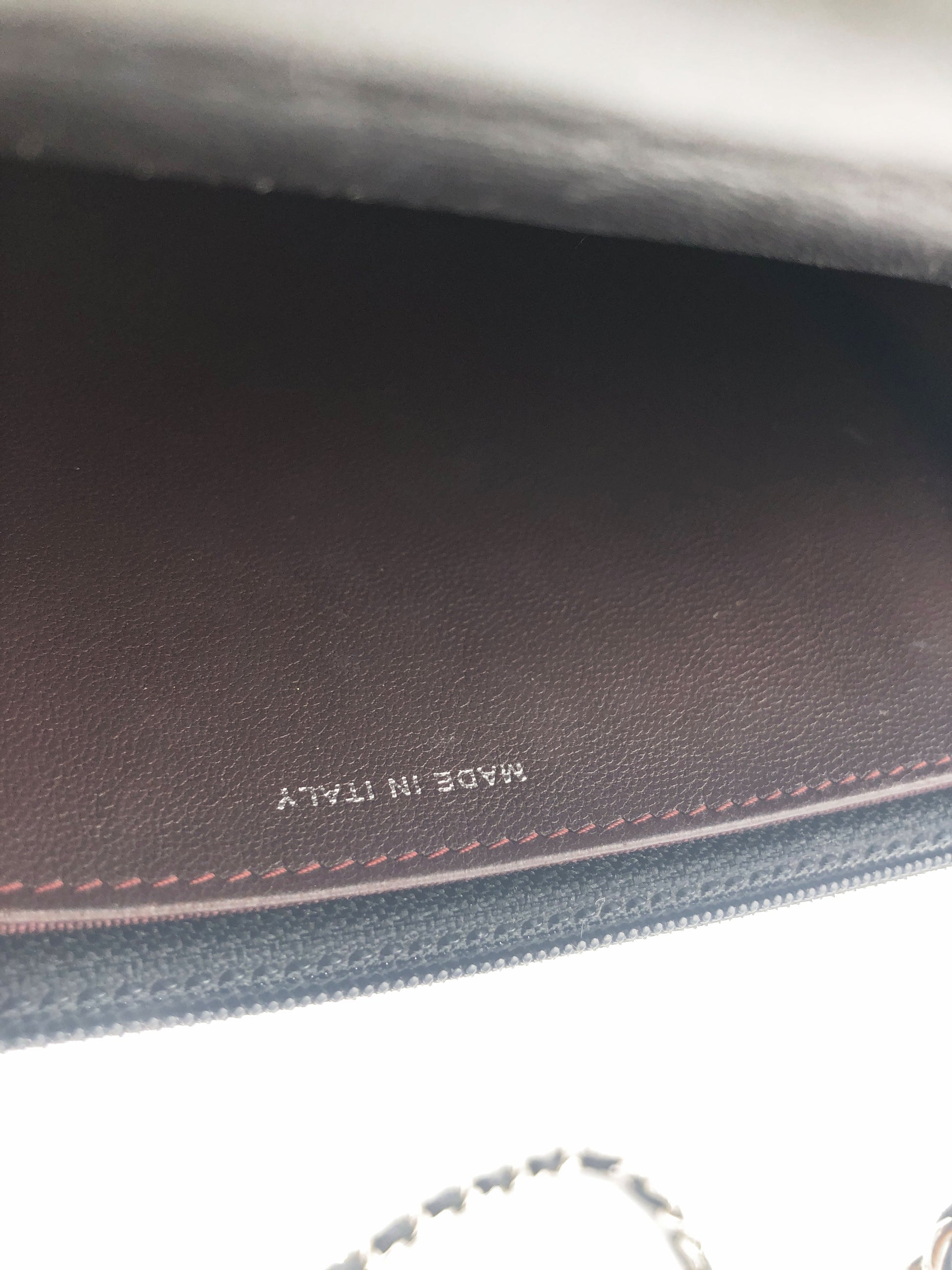 Sac Pochette Wallet on Chain (WOC) – Cuir d’agneau noir - Soline