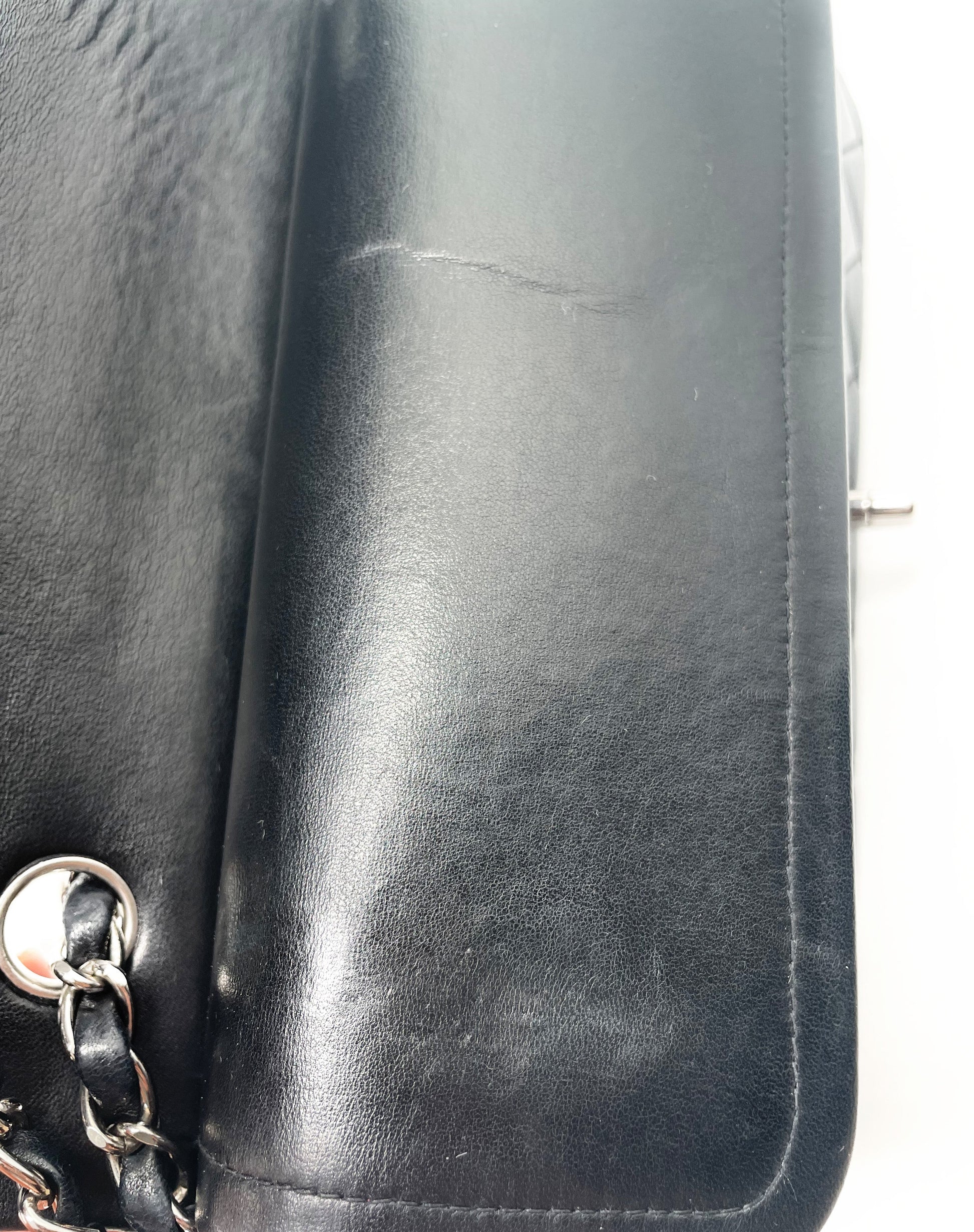 Sac Timeless médium 25 cm à double rabat en cuir d'agneau matelassé noir - Soline
