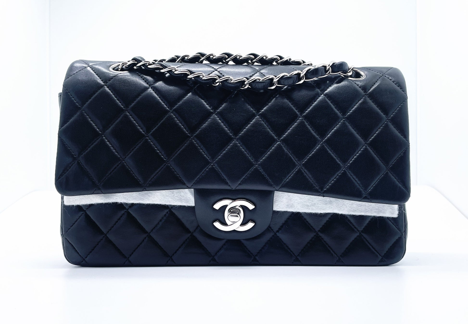Sac Timeless médium 25 cm à double rabat en cuir d'agneau matelassé noir - Soline