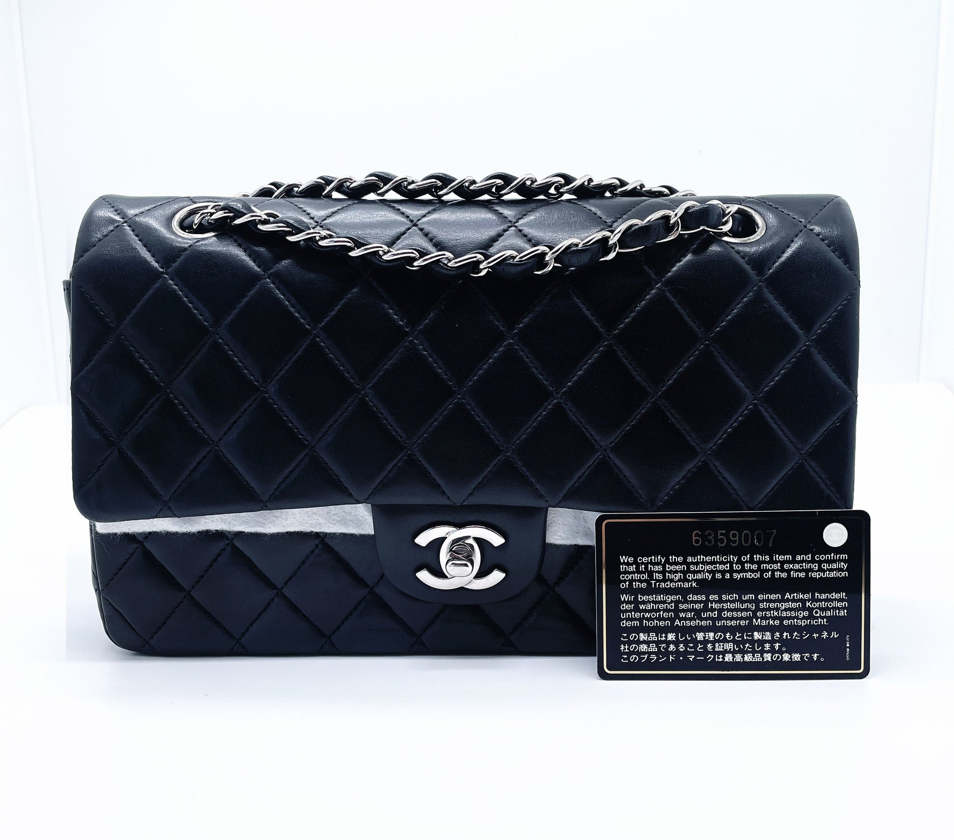 Sac Timeless médium 25 cm à double rabat en cuir d'agneau matelassé noir - Soline
