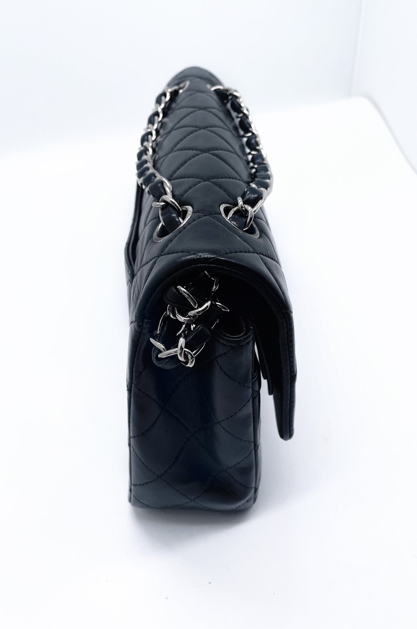 Sac Timeless médium 25 cm à double rabat en cuir d'agneau matelassé noir - Soline