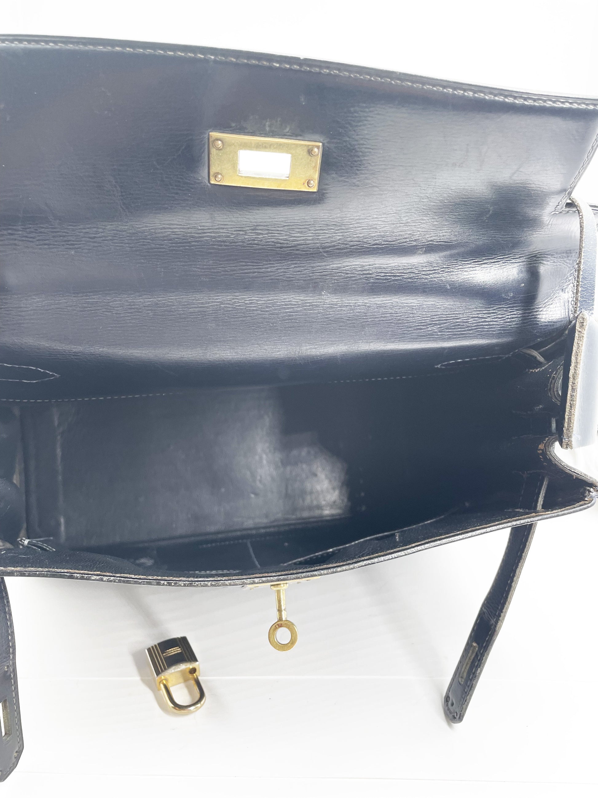 Sac Vintage Hermès Kelly 28 bleu marine en cuir de box - Soline