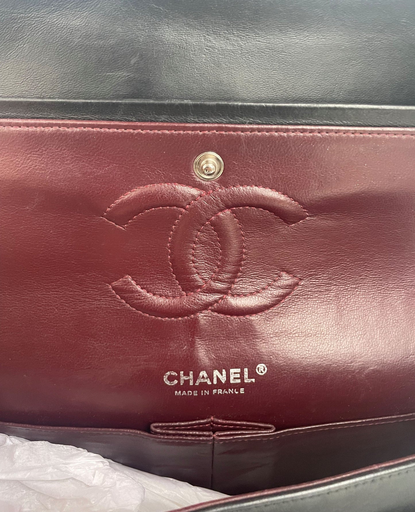 Timeless Chanel noir et bijouterie argentée - Soline